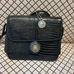 Brighton black leather crossover